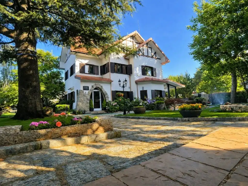 Exterior view of Houses for sale in Cercedilla  with Private garden, Terrace and Storage room