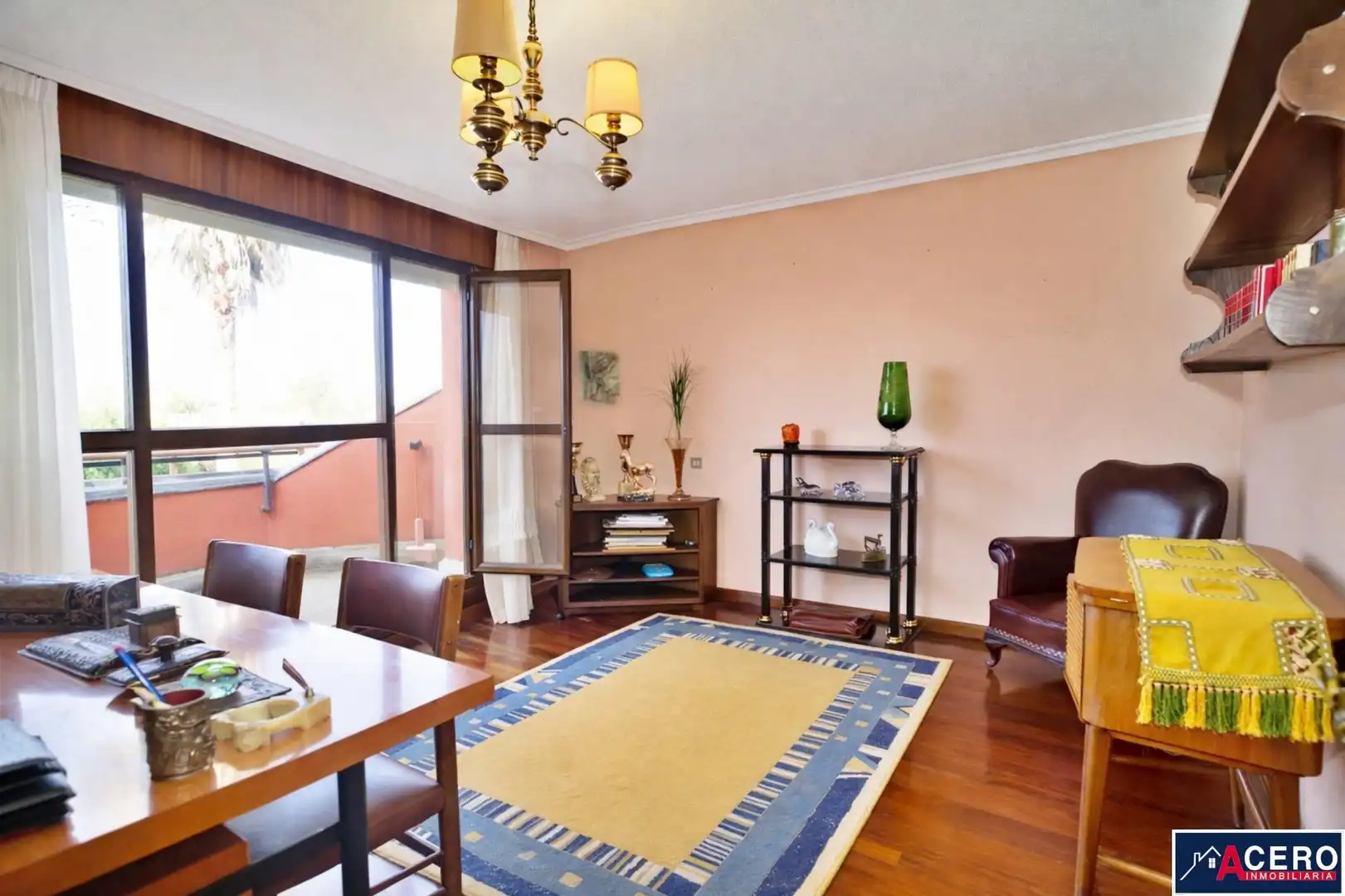 Wohnzimmer von Haus oder Chalet zum Verkauf in Camargo mit Privatgarten, Parkett und Schwimmbad