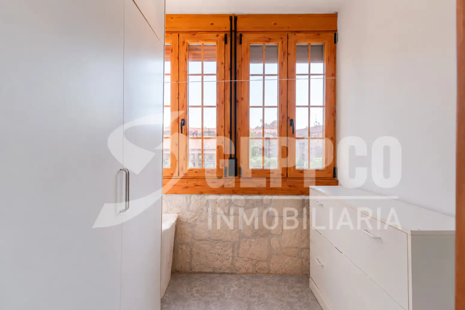 Bathroom of Flat for sale in Móstoles  with Air Conditioner, Heating and Terrace