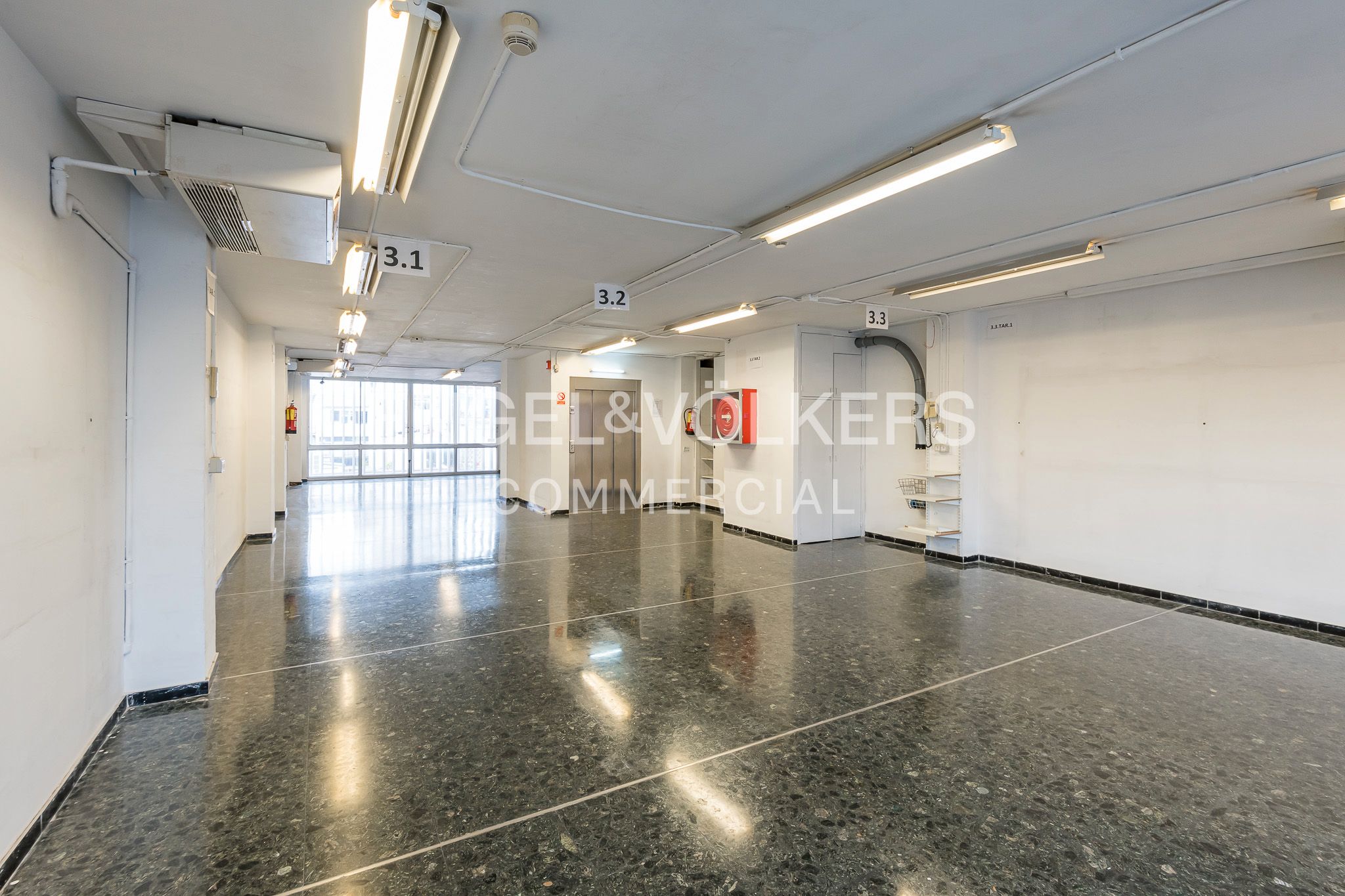 Gebaude zur Miete in  Barcelona Capital