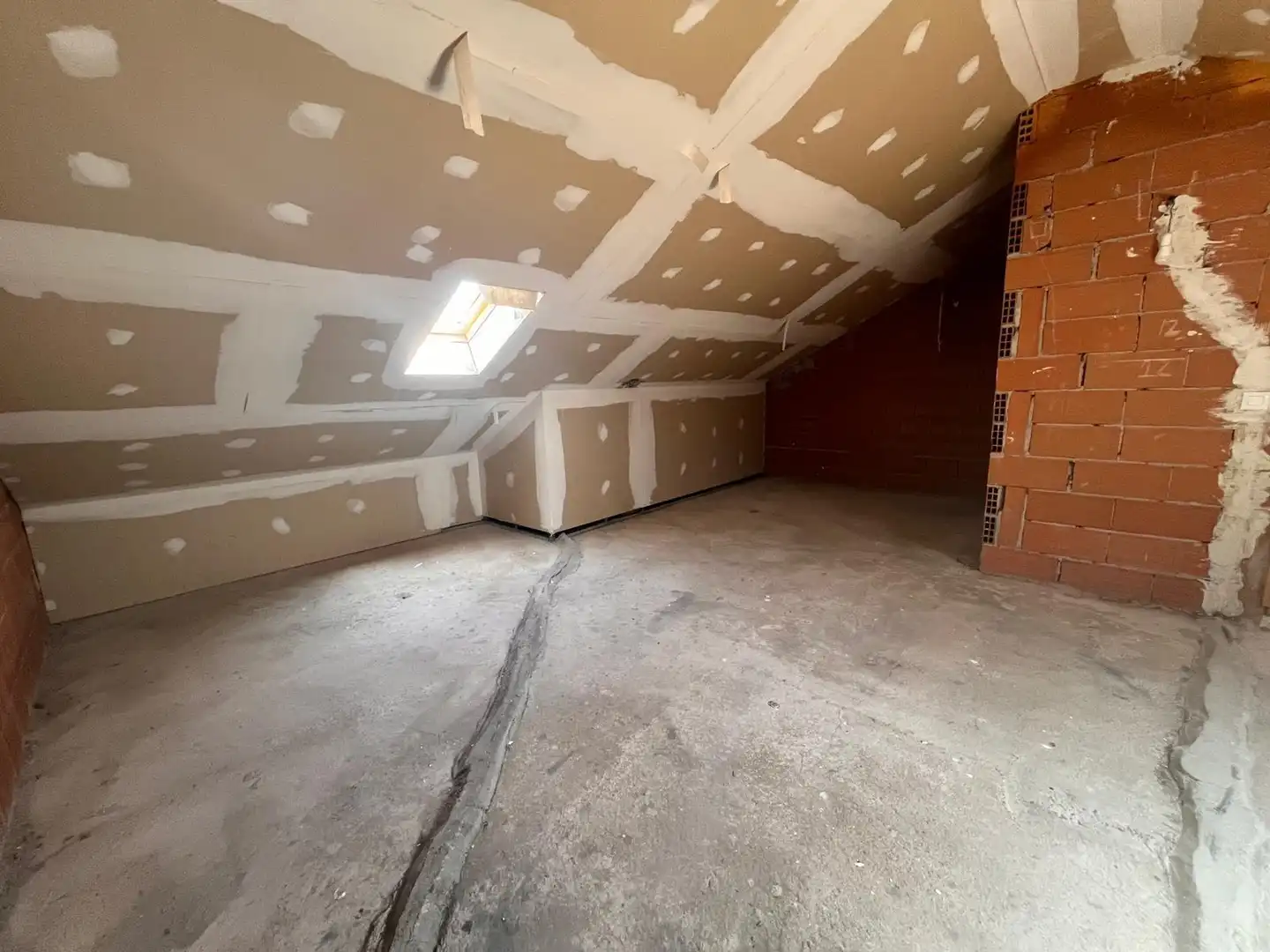 Apartament en venda en Olías del Rey amb Jardí privat