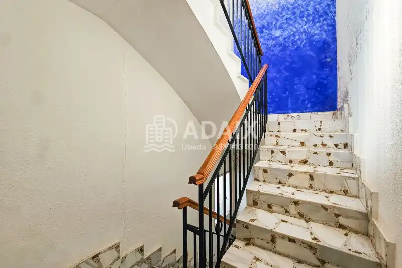 Edificio en venta en Úbeda