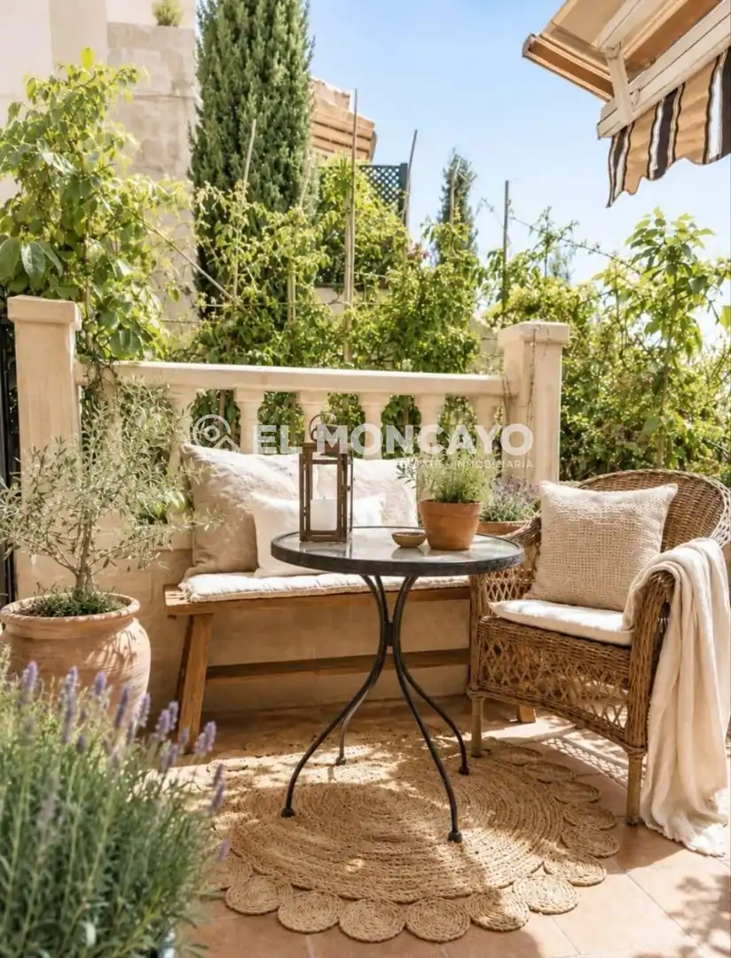 Terrassa de Casa adosada en venda en Orihuela amb Aire condicionat, Calefacció i Jardí privat