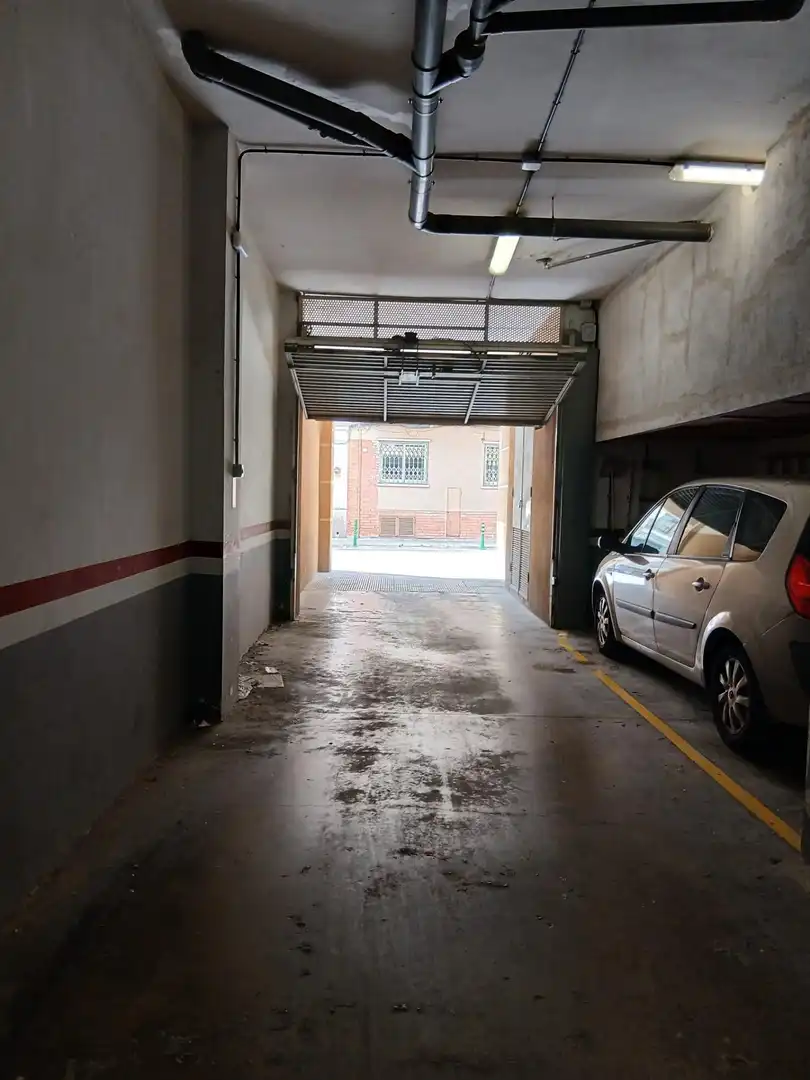 Einzelparkplatz zum Verkauf in Carrer del President Companys