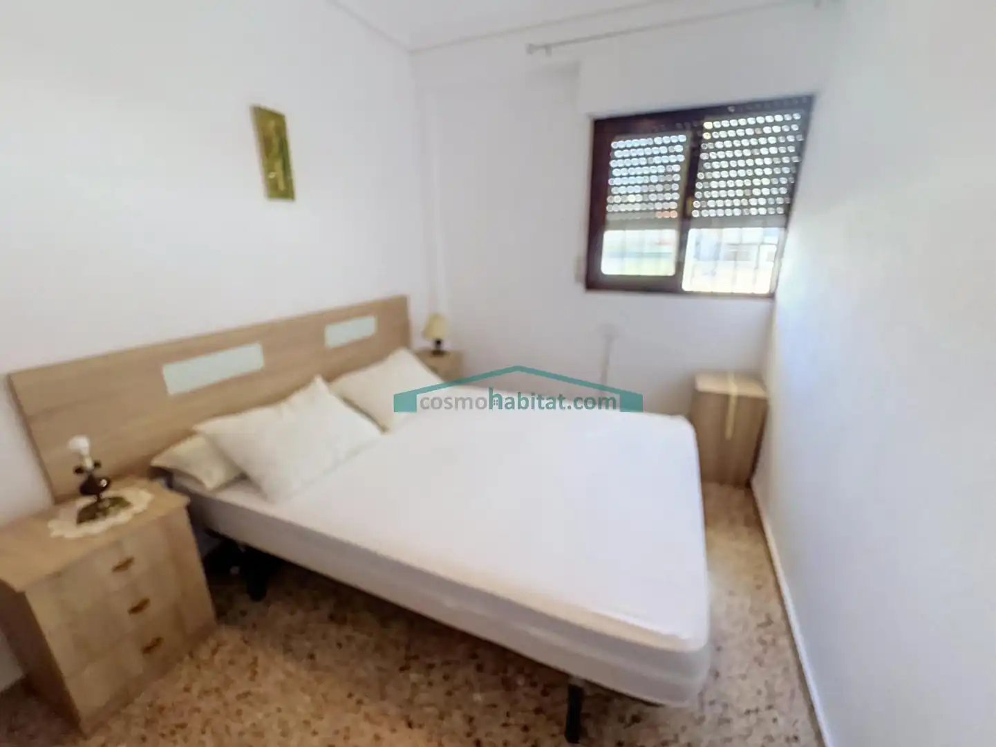 Habitación de Apartamento en venta en Tavernes de la Valldigna con Terraza y Balcón