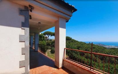 Terrassa de Casa o xalet en venda en Mataró amb Calefacció, Jardí privat i Parquet