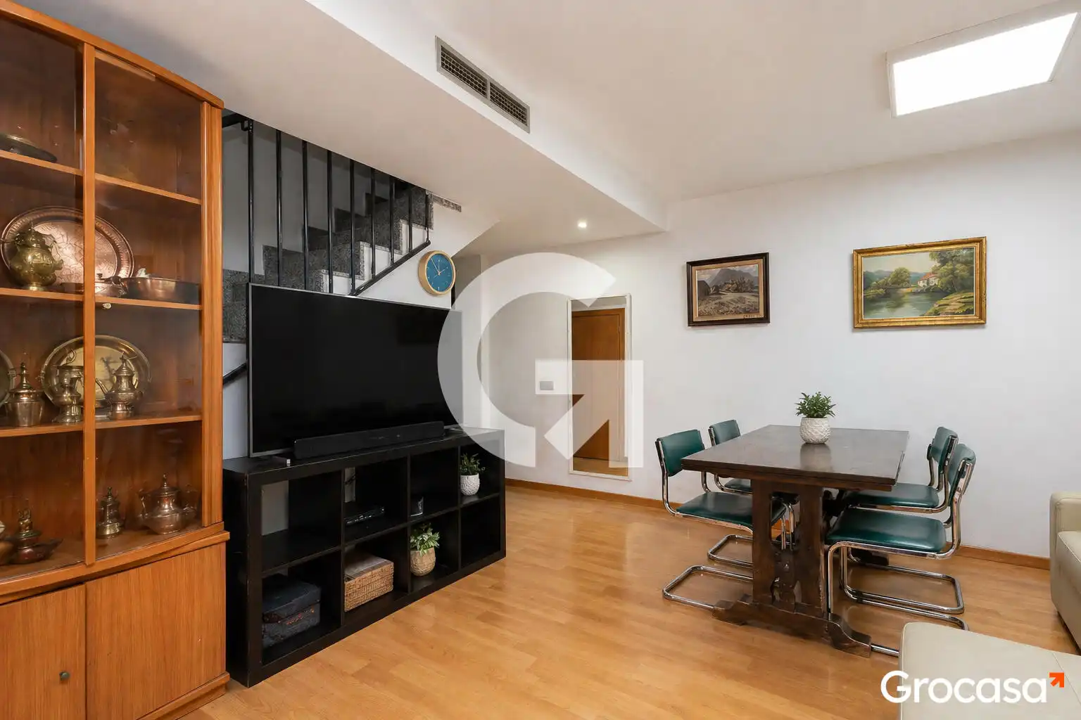 Living room of Duplexes for sale in L'Hospitalet de Llobregat  with Air Conditioner, Heating and Terrace