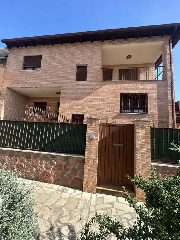 Casa bifamiliare in vendita a Colmenar de Oreja, imagen 2