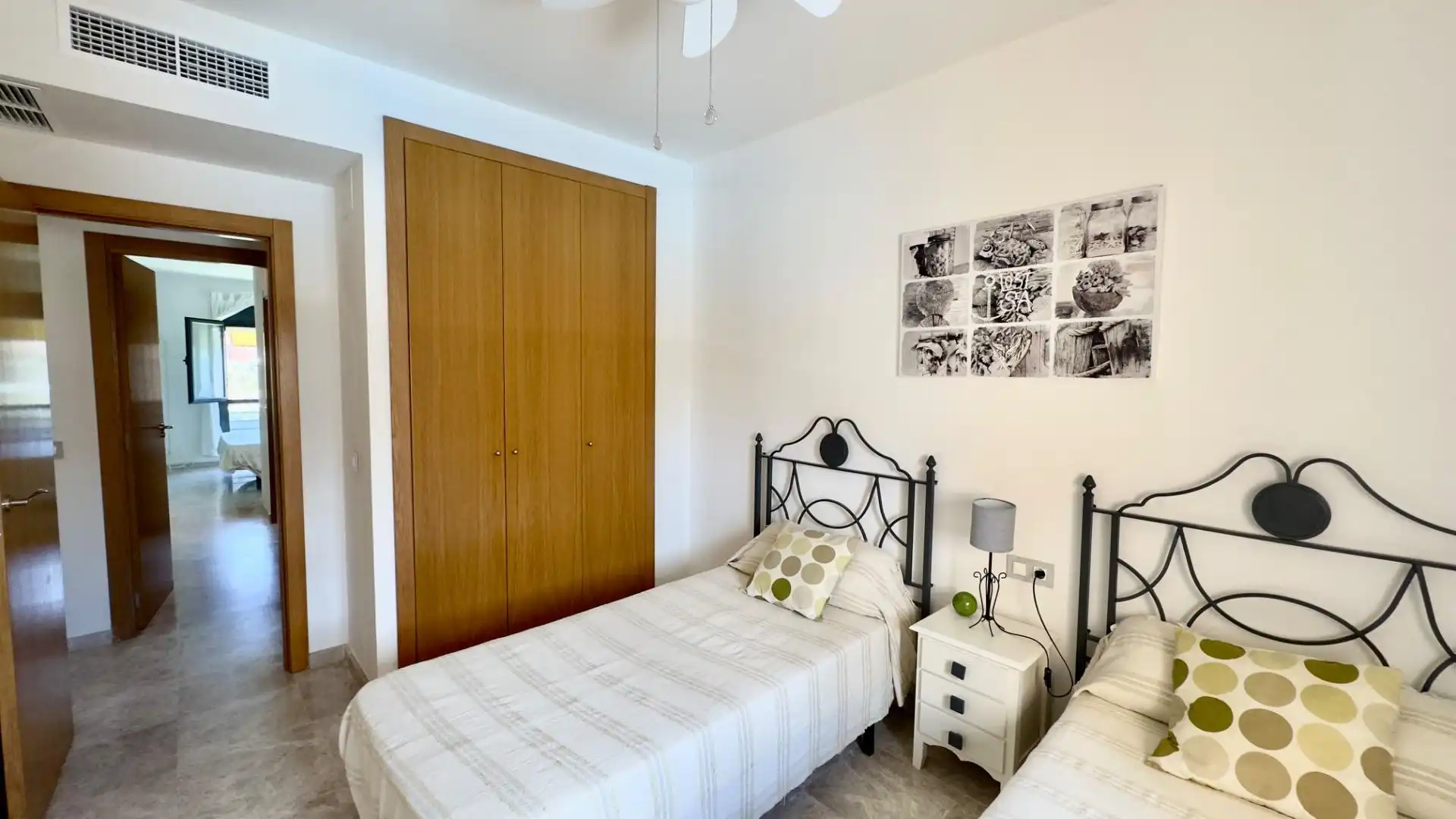 Flat for sale in Plaza Plaza de Europa, Las Tres Piedras - Costa Ballena