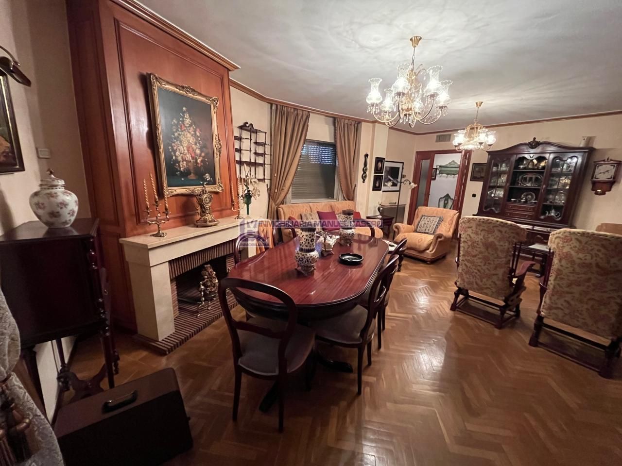 Menjador de Pis en venda en Cáceres Capital amb Aire condicionat, Calefacció i Parquet