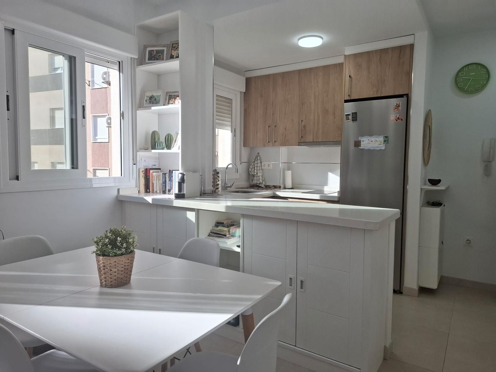 Cocina de Piso en venta en Torrenueva Costa con Aire acondicionado, Amueblado y Horno