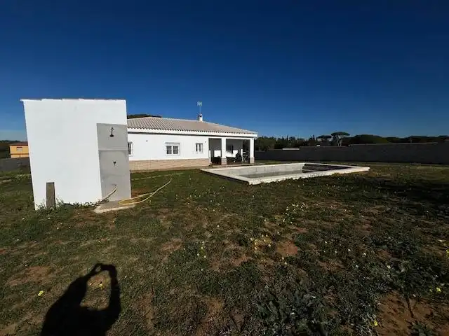 Exterior view of Houses for sale in Chiclana de la Frontera  with Storage room and Swimming Pool