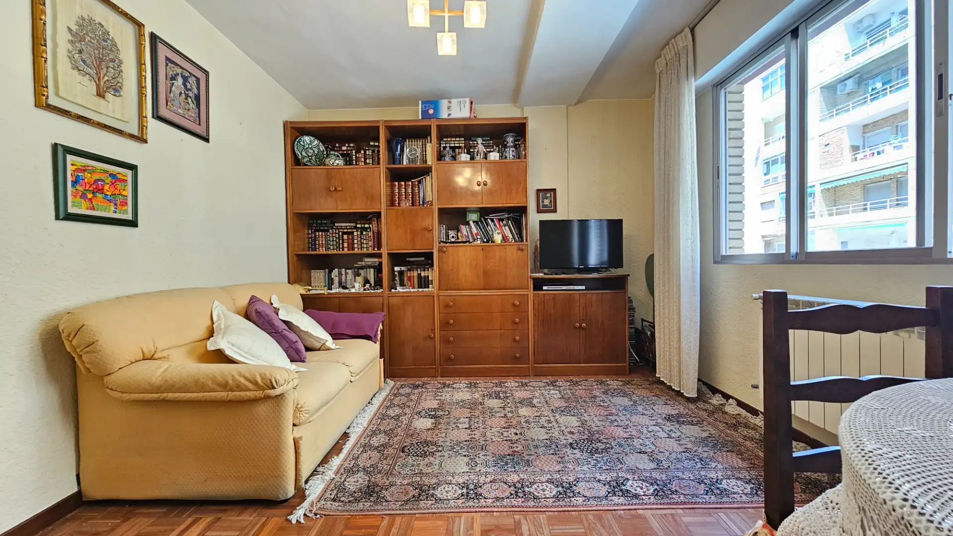 Living room of Flat for sale in Zaragoza  with Heating