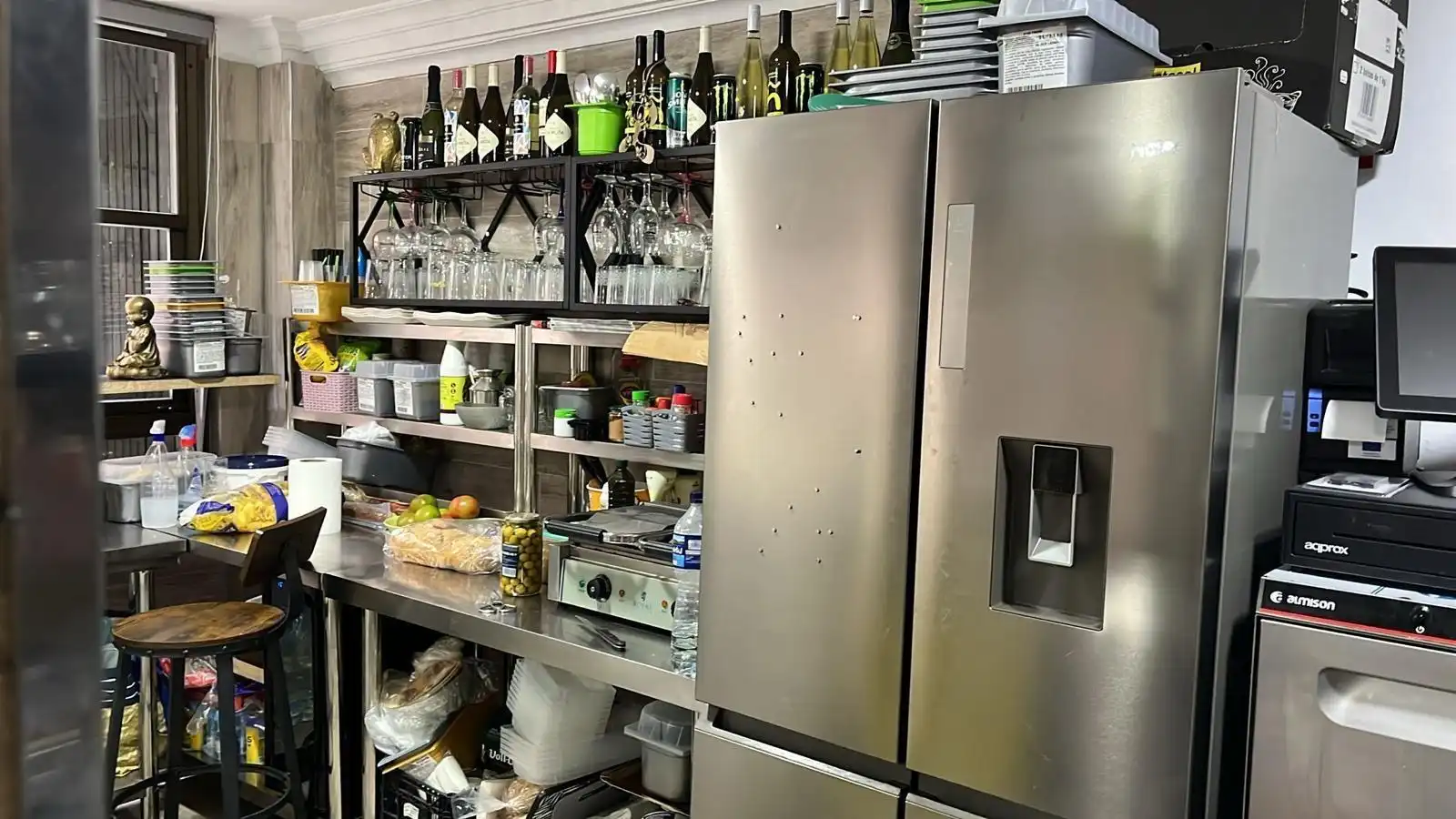 Cocina de Local de alquiler en Antequera con Aire acondicionado y Amueblado