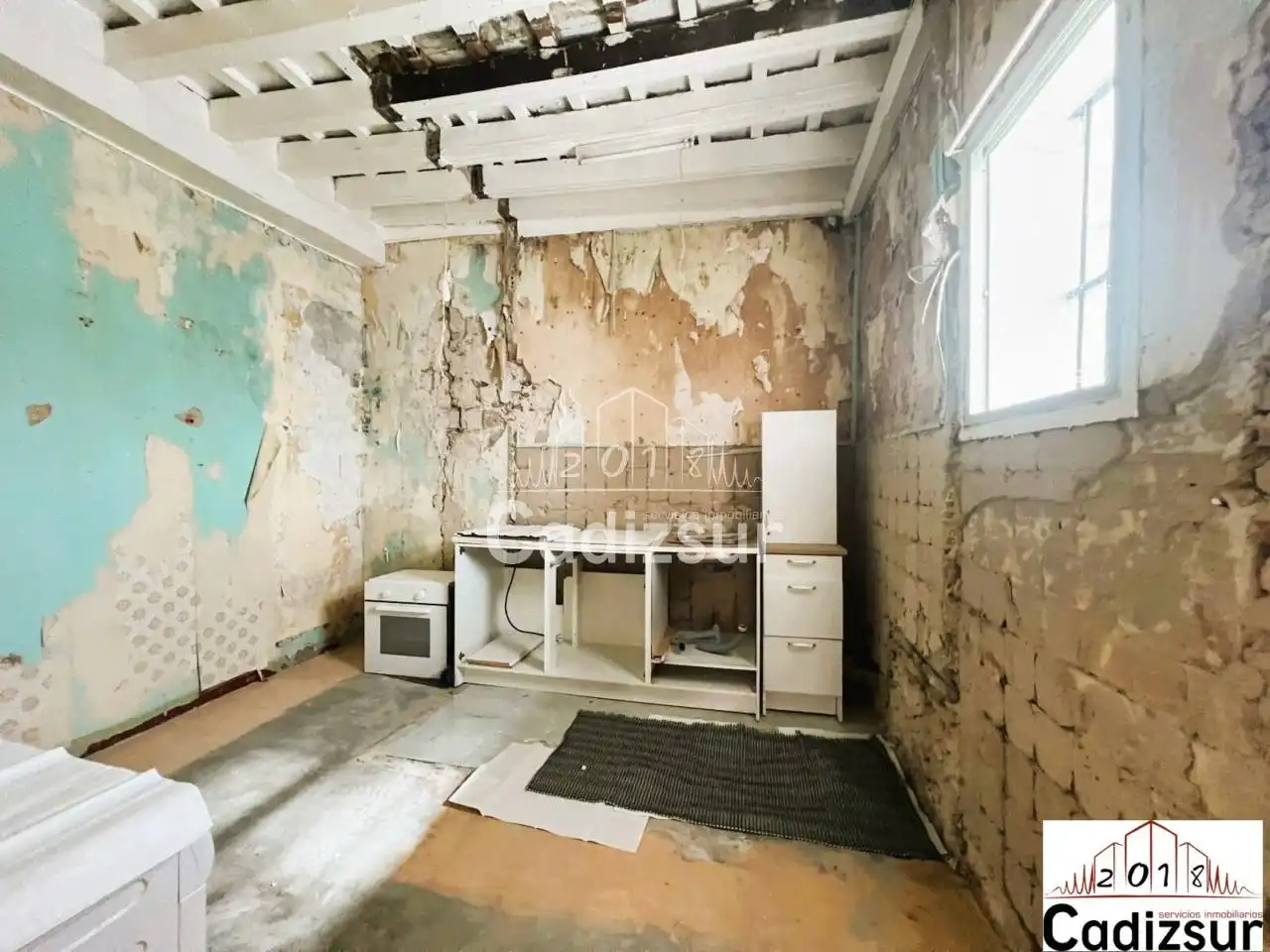 Piso en venta en Cádiz con Balcón