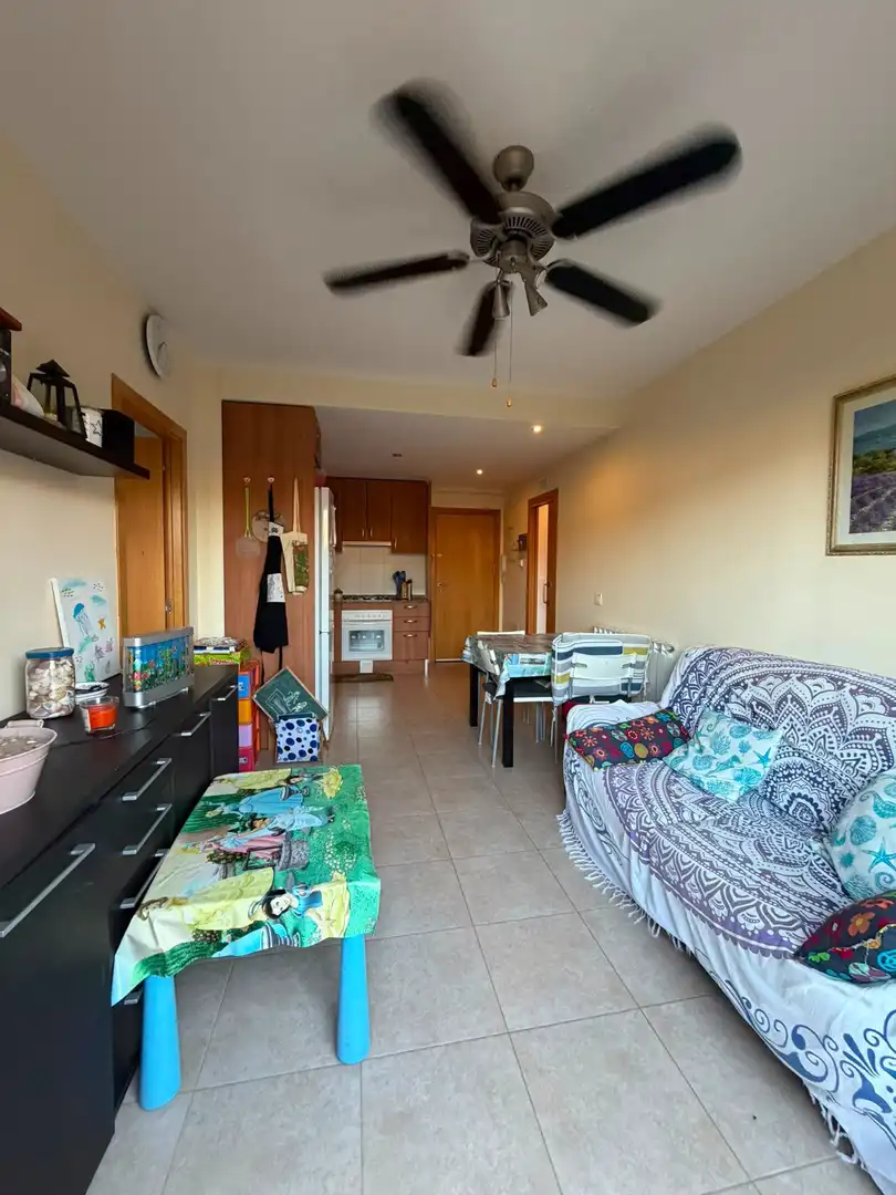 Sala de estar de Piso en venta en Calafell con Calefacción, Terraza y Trastero