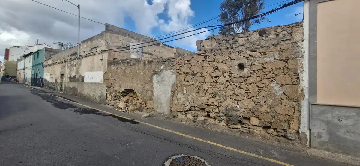 Vista exterior de Casa adosada en venta en Telde
