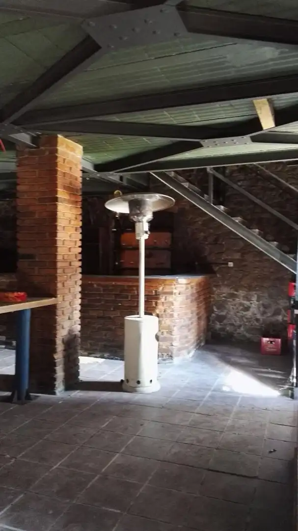 Vista exterior de Casa o xalet en venda en Mieres (Asturias) amb Terrassa i Piscina