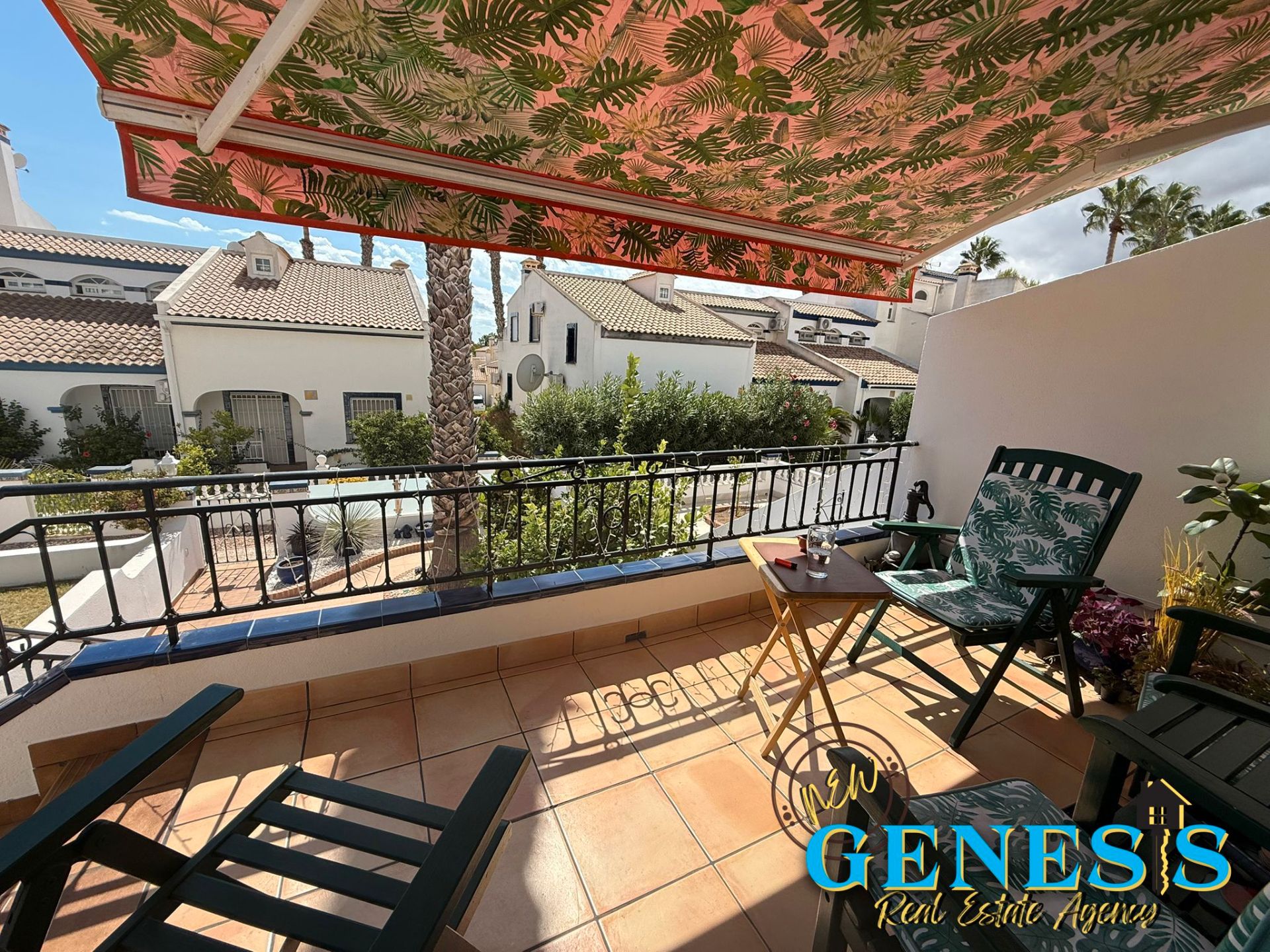 Terrassa de Casa o xalet en venda en Orihuela amb Aire condicionat, Calefacció i Jardí privat