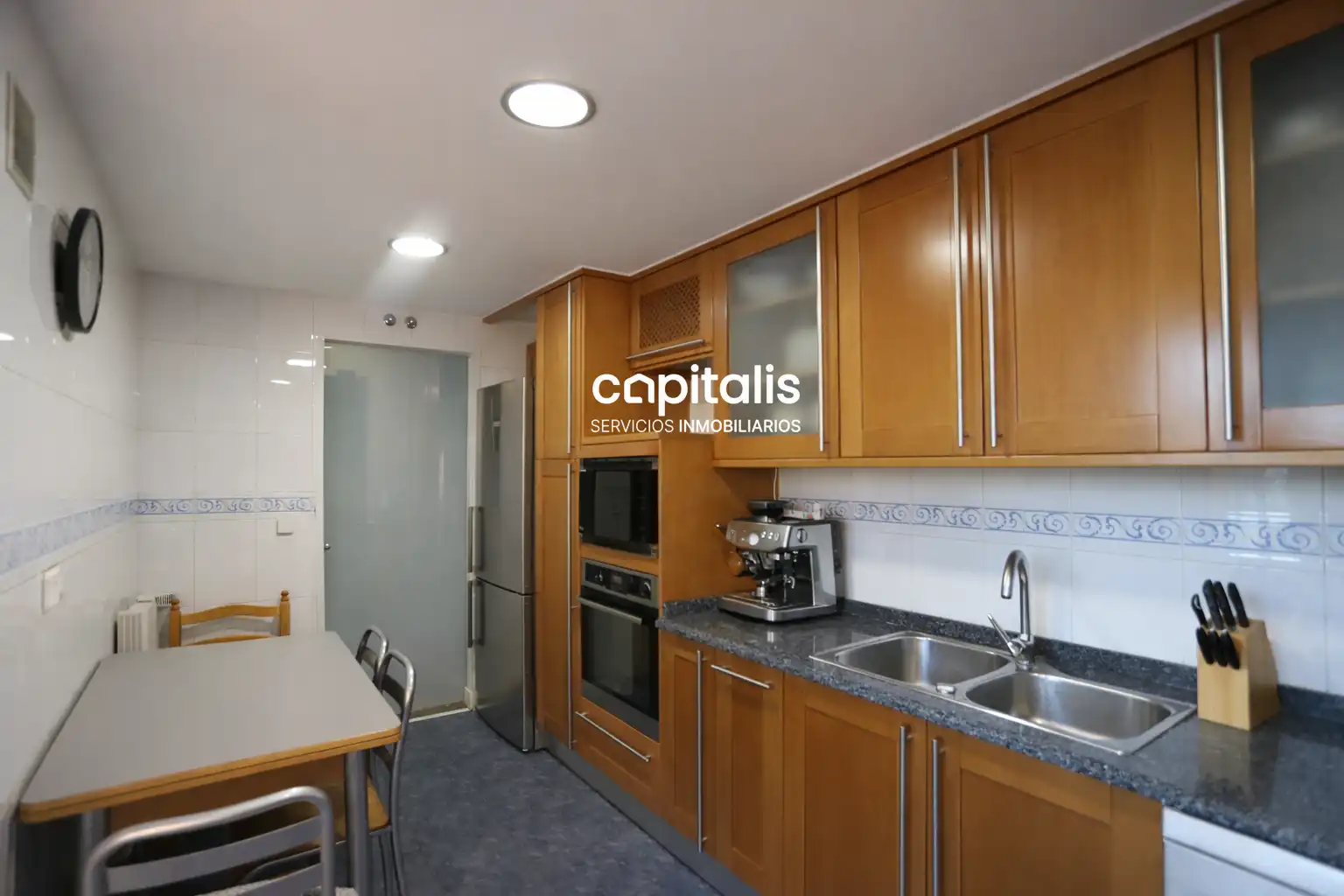 Kitchen of Houses for sale in Alcalá de Henares  with Air Conditioner, Heating and Private garden