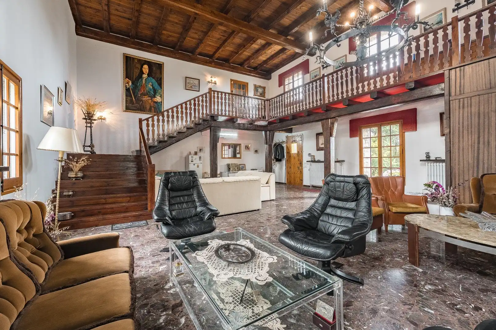 Sala de estar de Casa o chalet en venta en Cabanelles con Calefacción, Terraza y Balcón