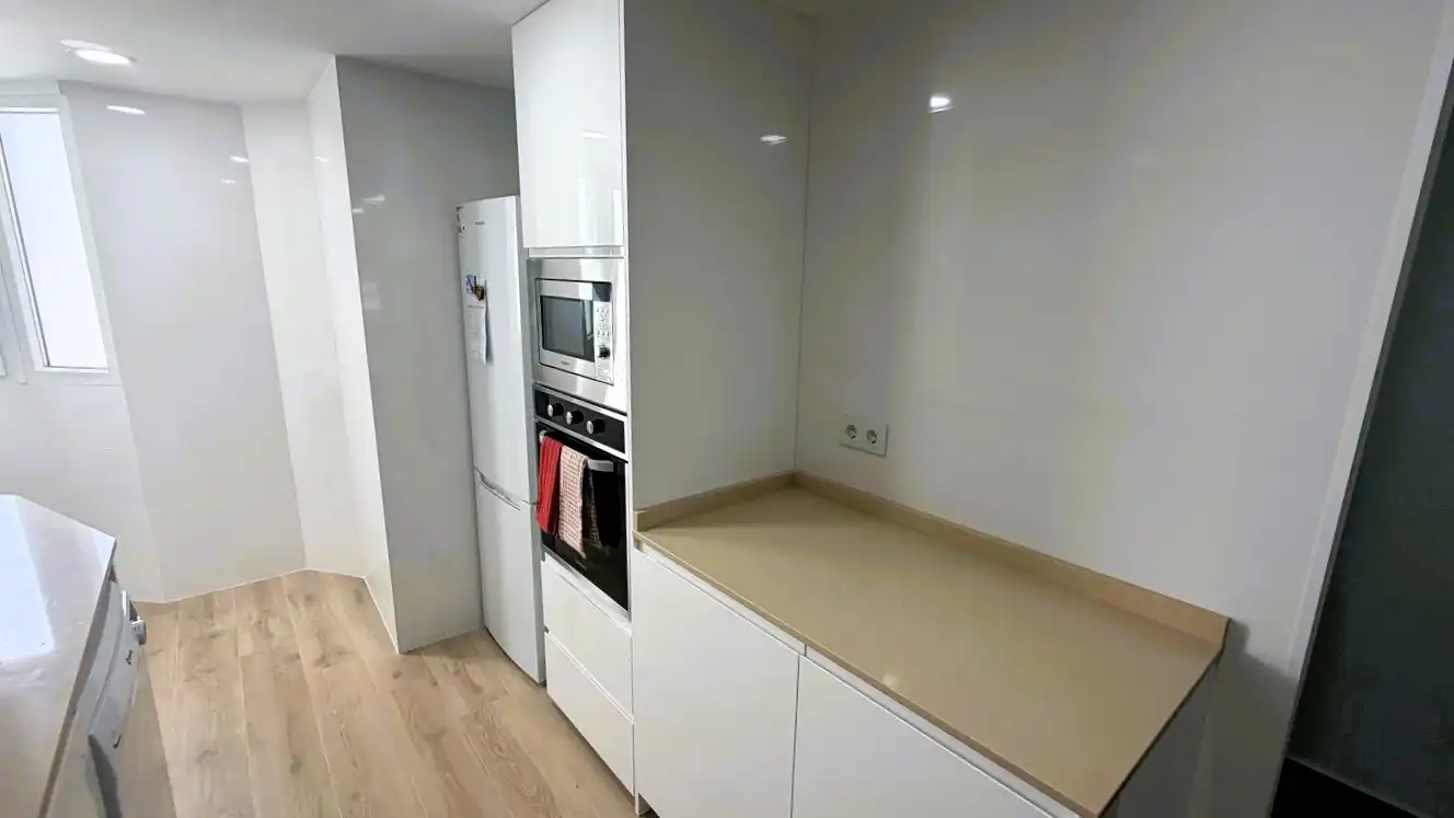 Kitchen of Flat for rent in Valencia  with Air Conditioner, Terrace and Furnished
