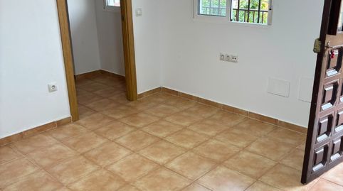 Foto 3 de Apartament de lloguer a Avenida del Sur, Moclinejo, Málaga