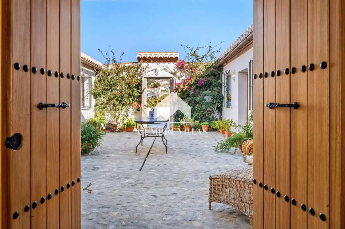 Terrace of Houses for sale in Almuñécar  with Private garden, Terrace and Storage room