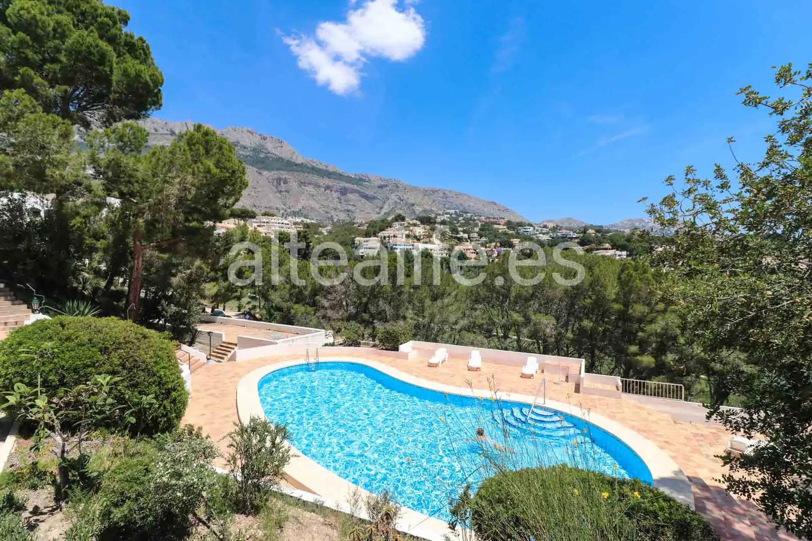 Vista exterior de Apartamento en venta en Altea con Aire acondicionado, Terraza y Piscina comunitaria