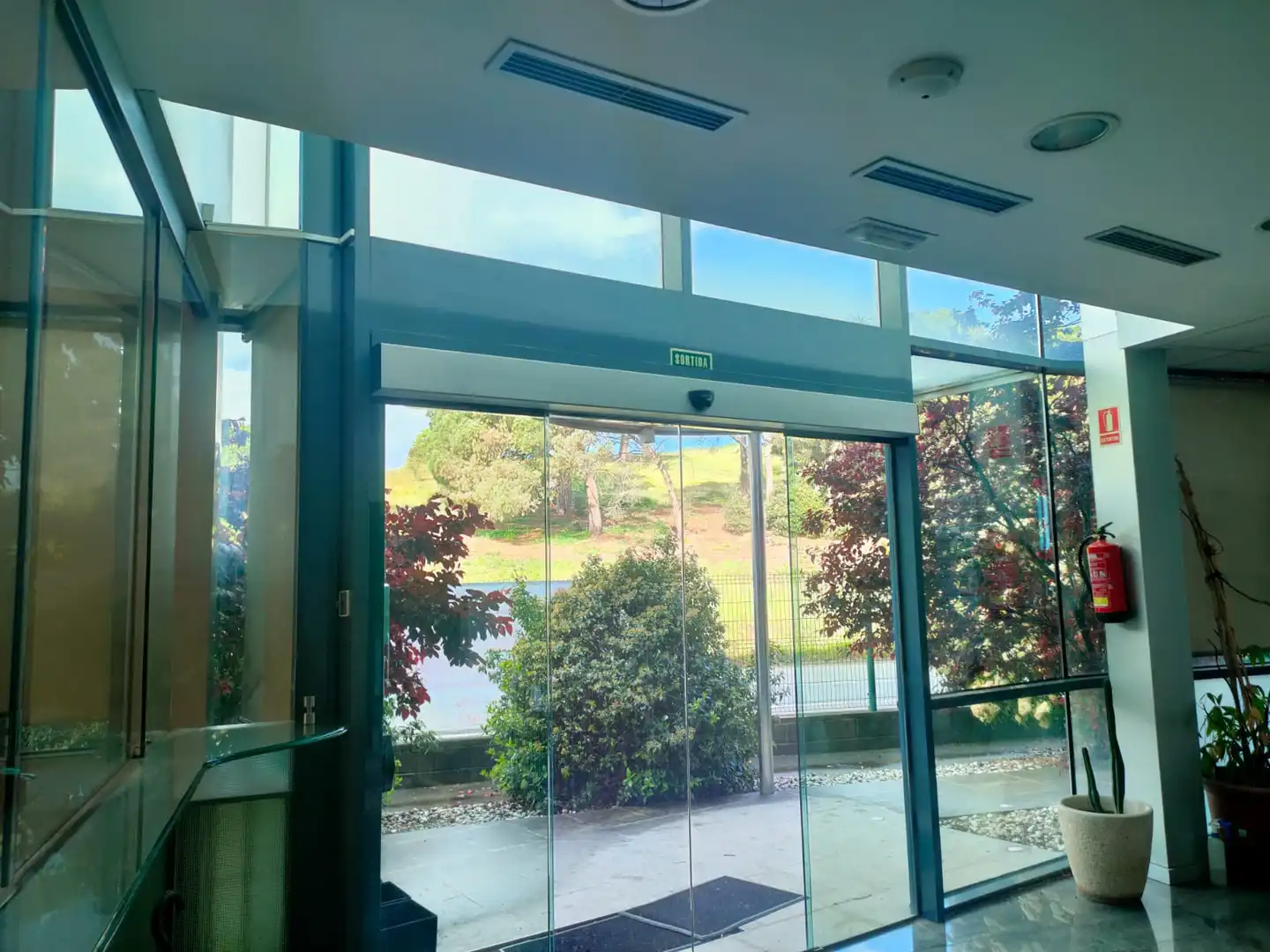 Oficina de lloguer a Carrer de la Indústria, Maçanet de la Selva pueblo