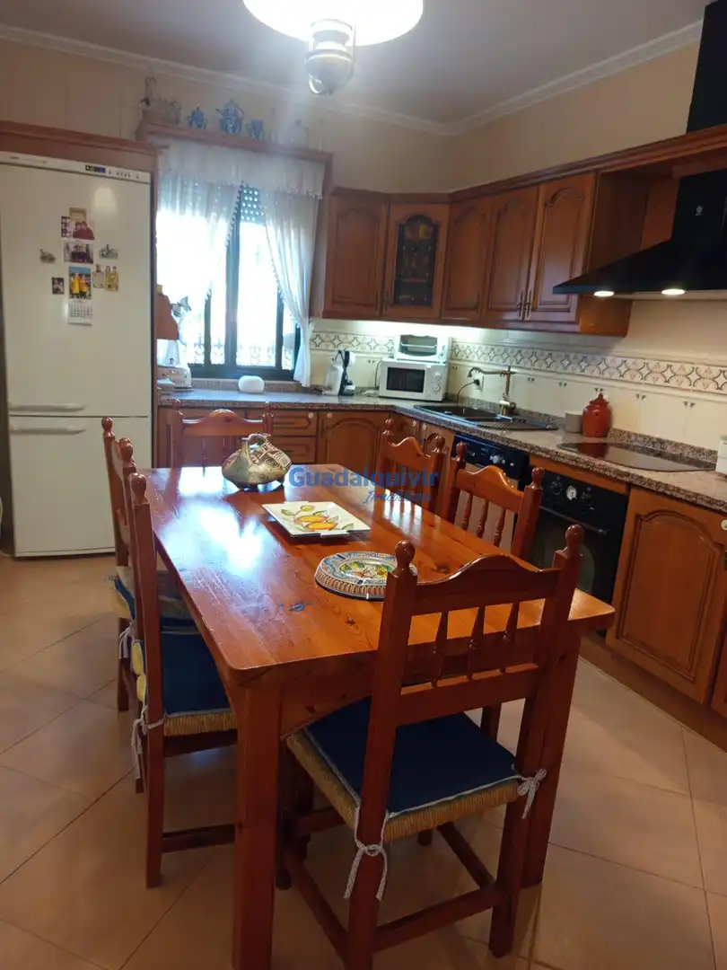 Chalet con piscina en venta en Cerros de Montequinto, imagen 49