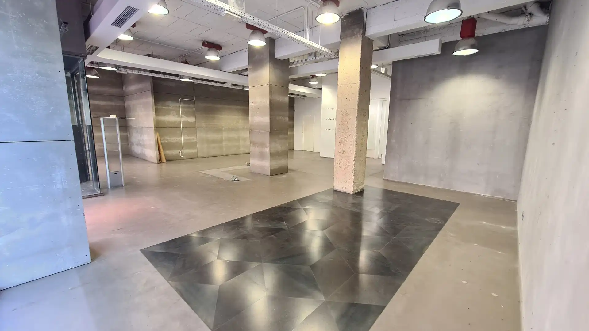 Business premises to rent in Calle Amargura 4