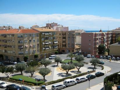 Vista exterior de Pis en venda en Villajoyosa / La Vila Joiosa amb Terrassa