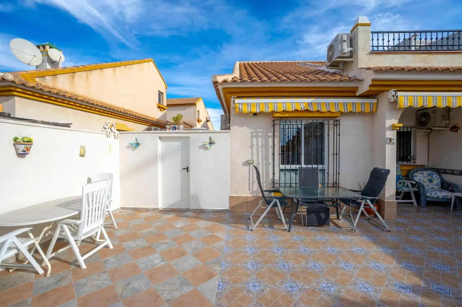 Doppelhaushälfte mit Terrasse zum Verkauf in Orihuela Costa, imagen 3