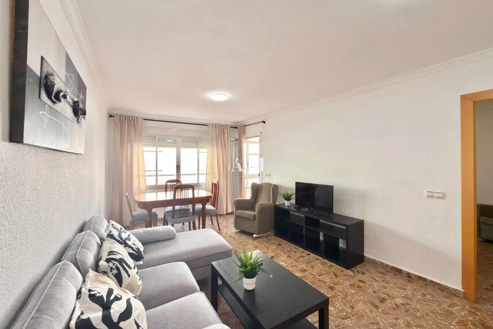 Wohnzimmer von Wohnung zur Miete in Torrevieja mit Klimaanlage, Heizung und Terrasse