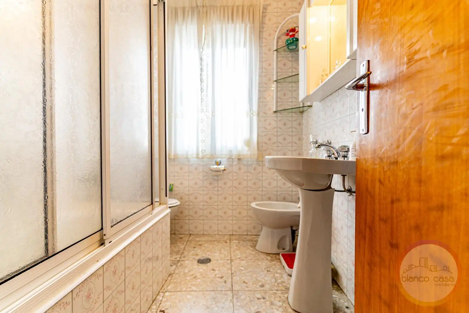 Bathroom of Flat for sale in Carballo  with Heating, Terrace and Storage room