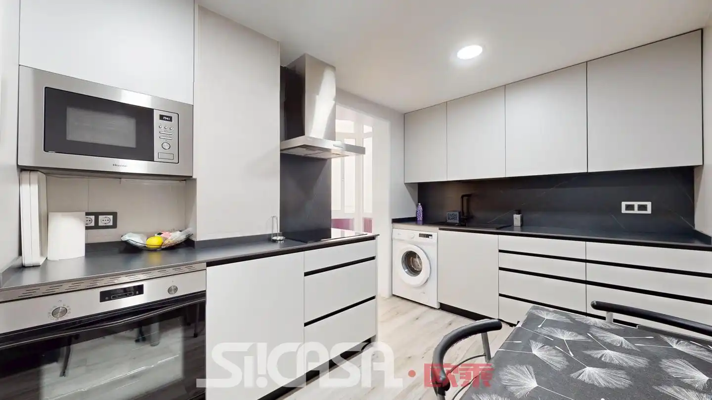 Cocina de Piso en venta en Parla con Calefacción, Terraza y Trastero