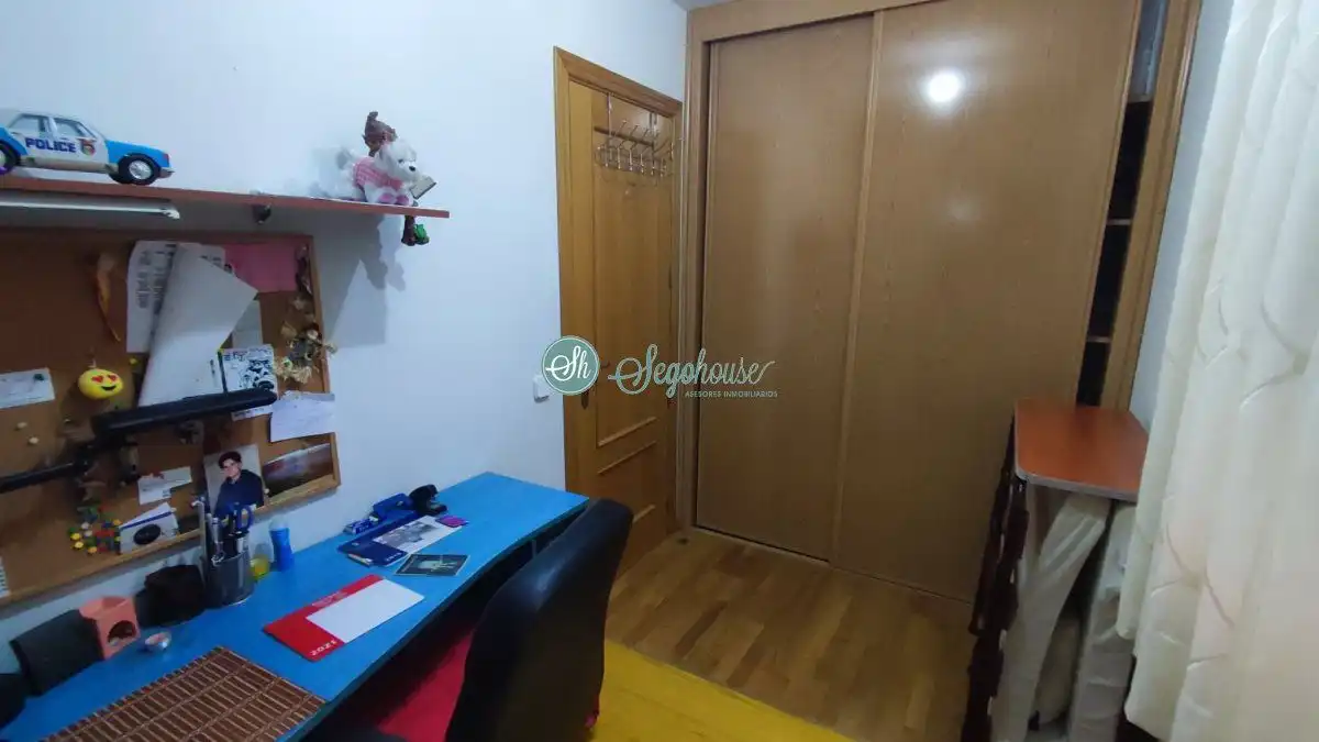 Habitación de Piso en venta en San Cristóbal de Segovia con Calefacción y Trastero