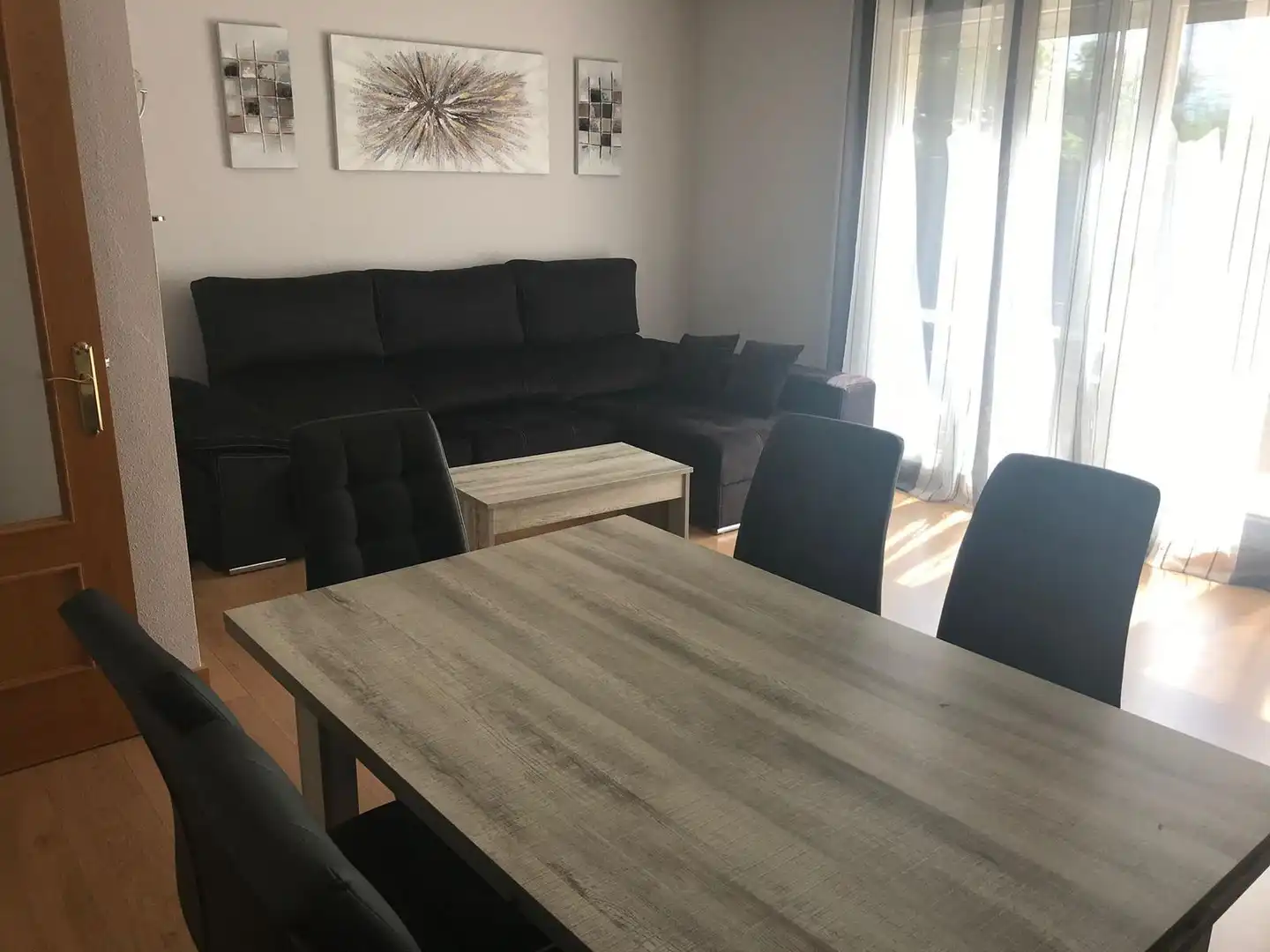 Wohnzimmer von Maisonette zur Miete in Salamanca mit Heizung, Privatgarten und Parkett