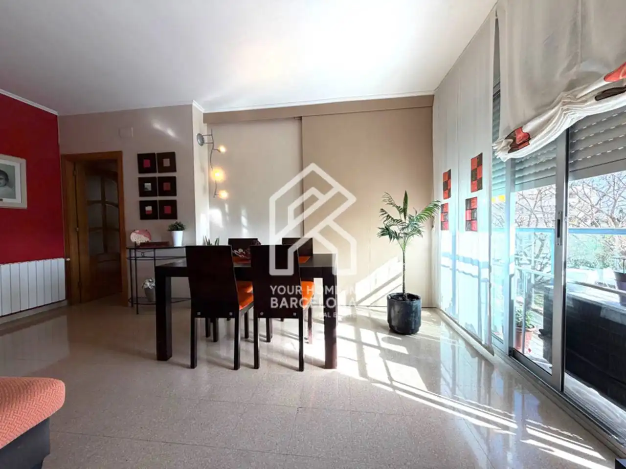 Exterior view of Flat for sale in Badalona  with Air Conditioner, Heating and Parquet flooring