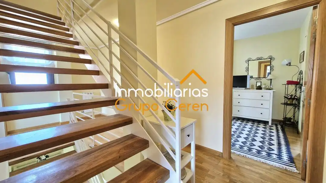 Casa adosada en venta en Cirueña con Calefacción, Jardín privado y Terraza