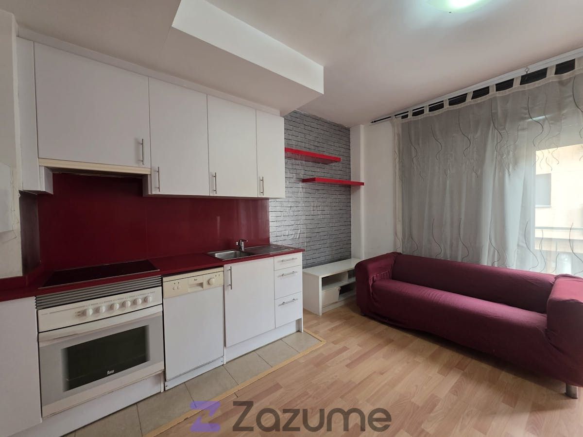 Bedroom of Flat to rent in Terrassa  with Air Conditioner, Heating and Parquet flooring