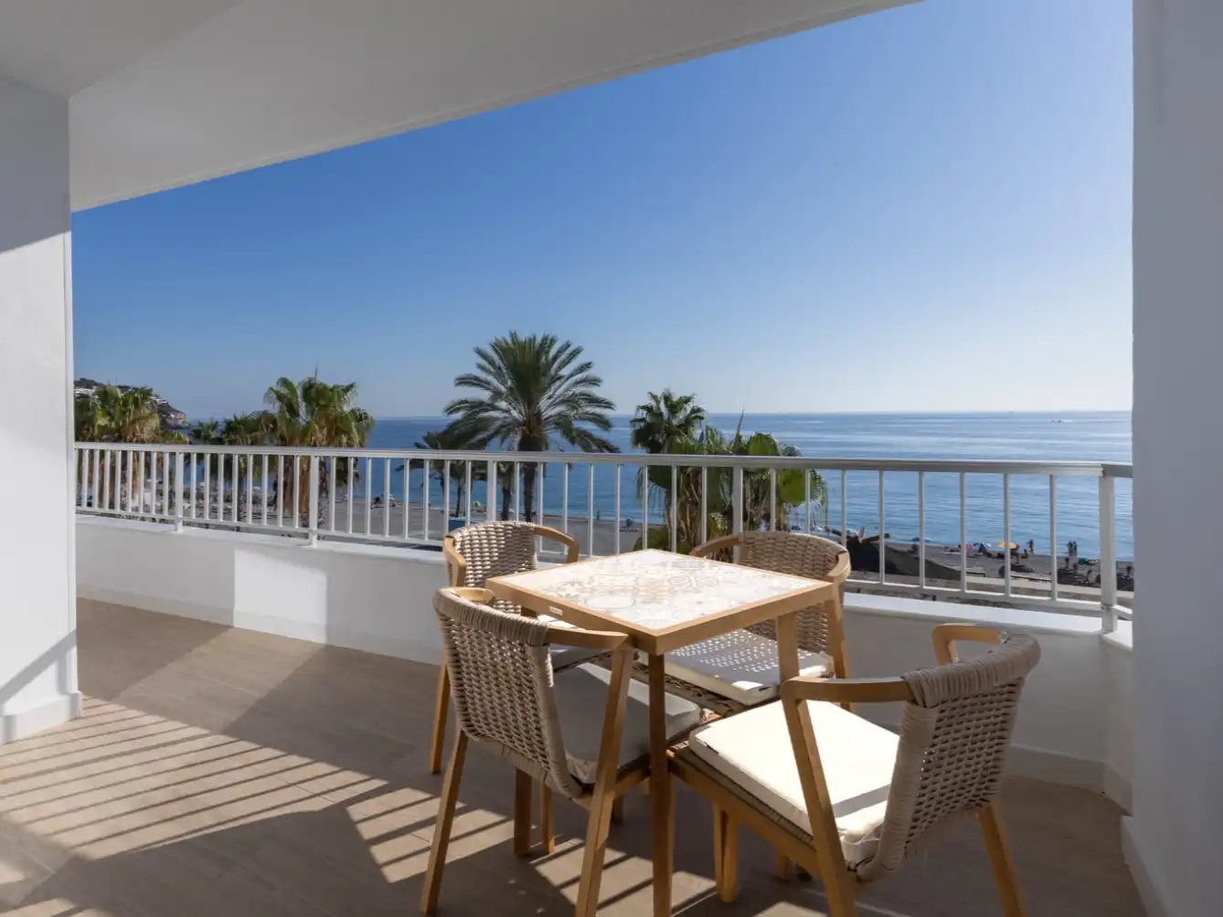 Terrace of Flat for rent in La Herradura