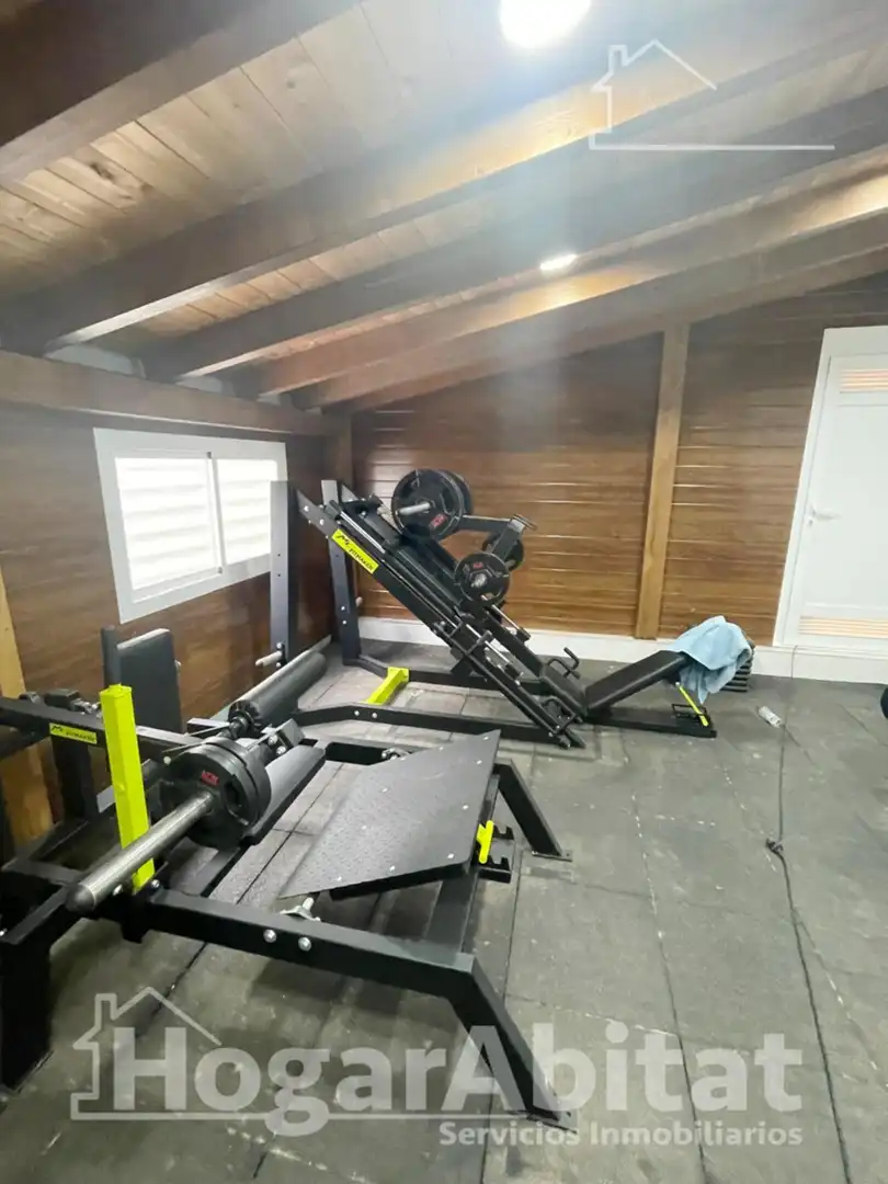 Casa o chalet en venta en Chiva con Aire acondicionado, Calefacción y Jardín privado