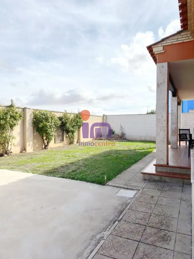 Chalet con terraza en venta en Valdepeñas, imagen 10