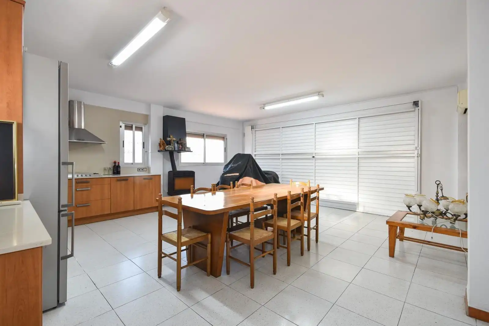 Cocina de Casa o chalet en venta en Santa Perpètua de Mogoda con Aire acondicionado, Calefacción y Jardín privado