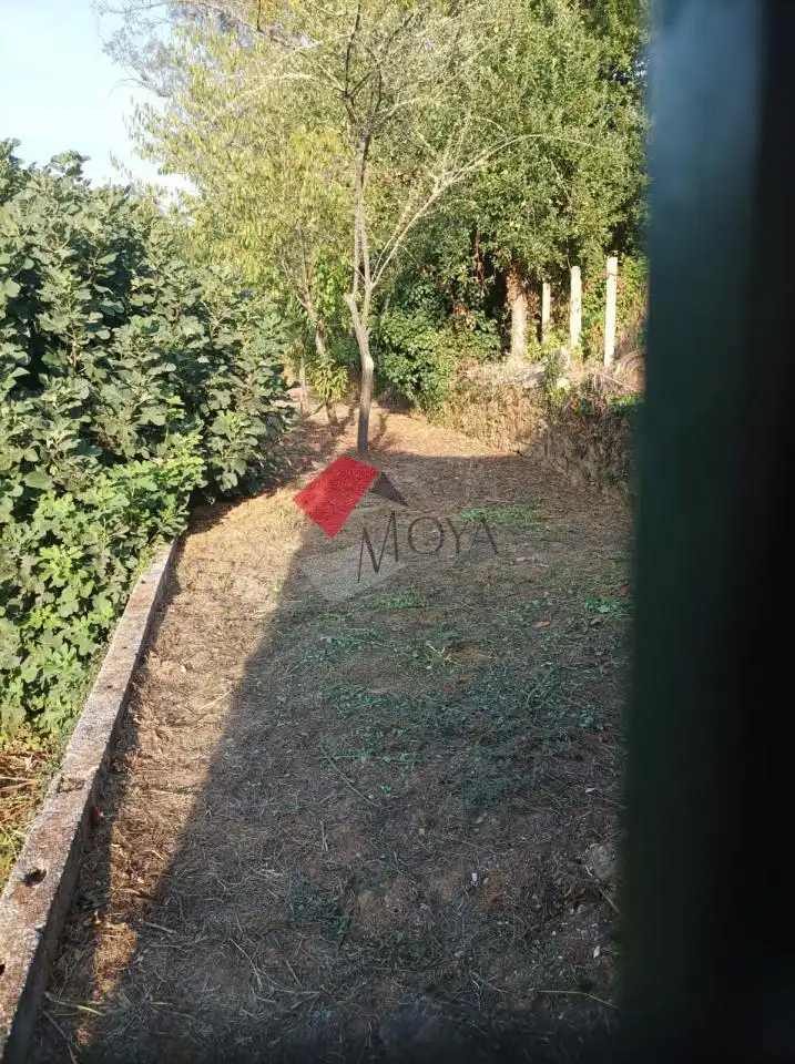 Casa o chalet en venta en Toén con Calefacción, Jardín privado y Trastero