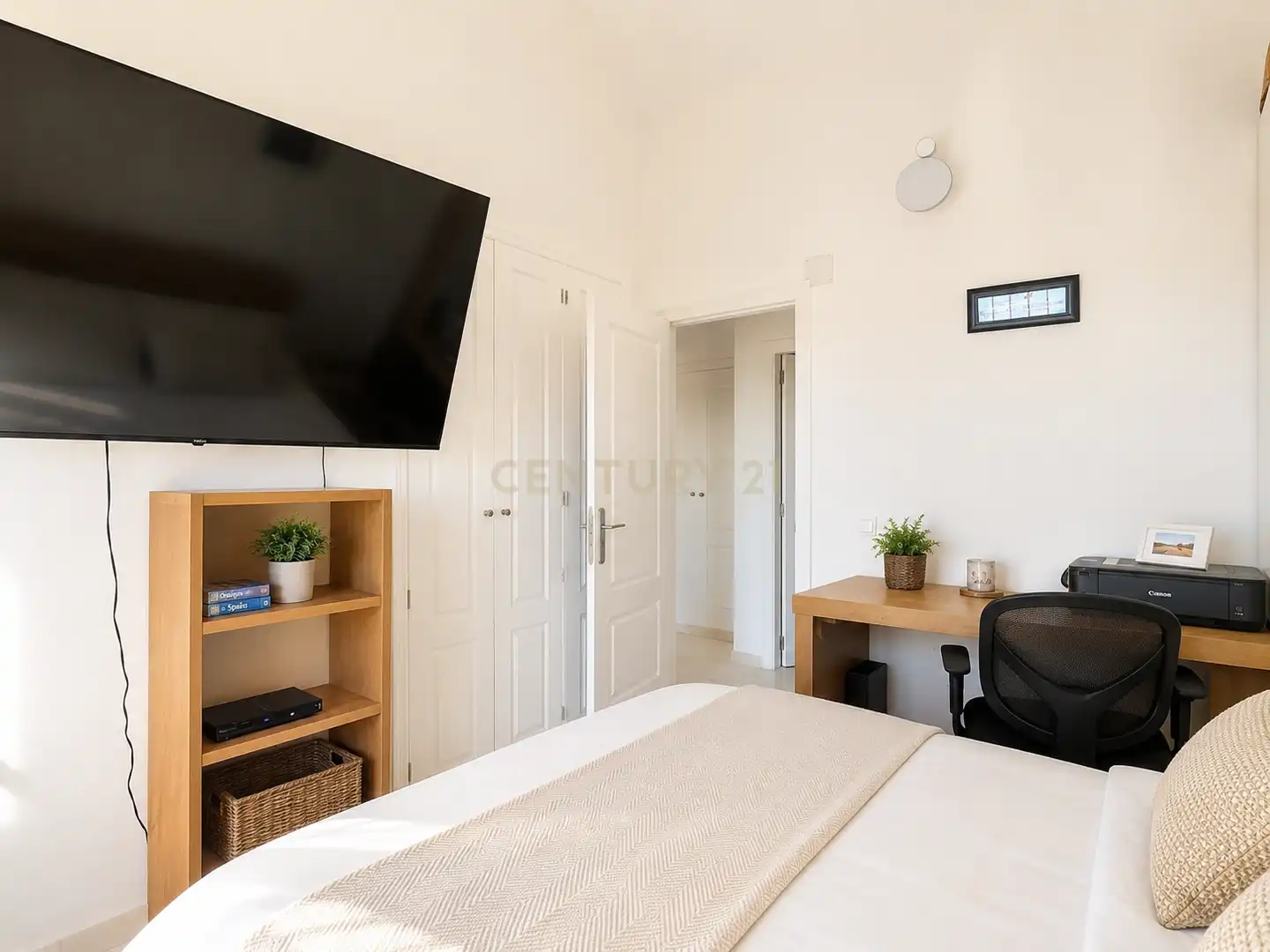 Dormitori de Apartament en venda en Benalmádena amb Aire condicionat i Balcó
