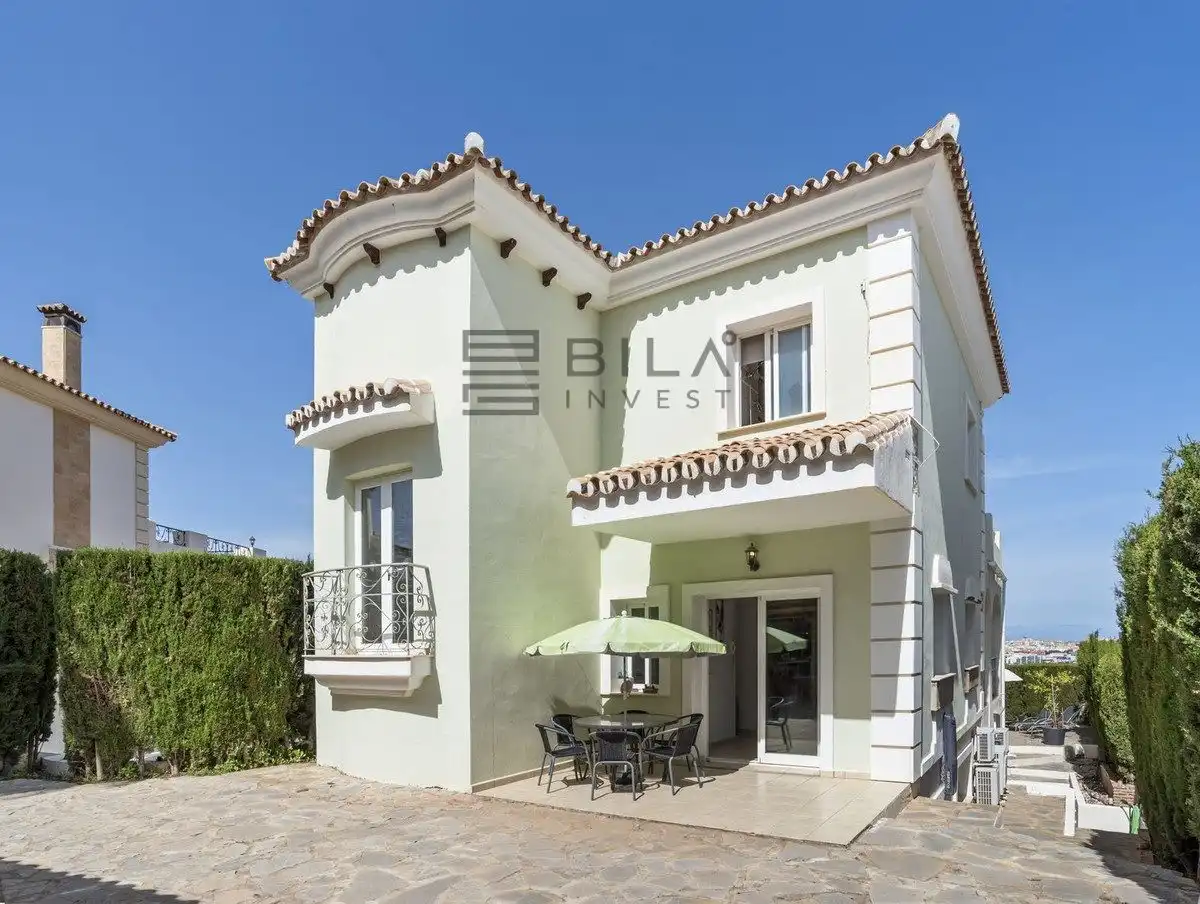 Chalet con piscina en venta en Cerros del Aguila, imagen 7