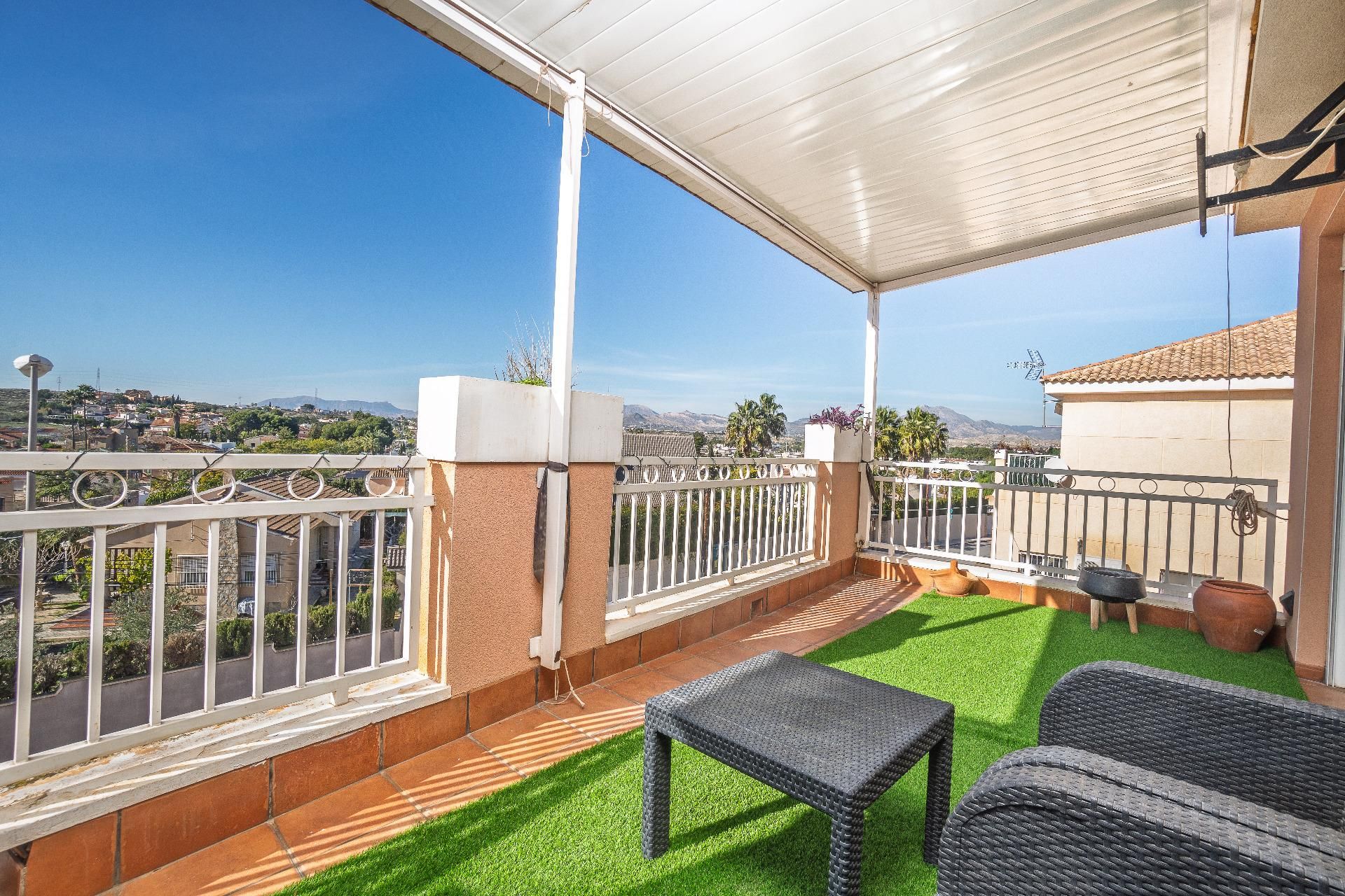 Terraza de Ático en venta en Mutxamel con Aire acondicionado, Terraza y Trastero